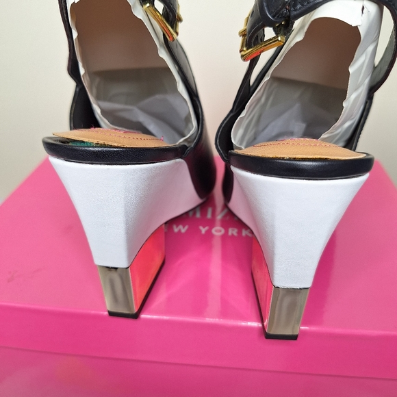 NWB Isaac Mizrahi The Bolt black and white leather sling back wedges size 9M. - Picture 3 of 8